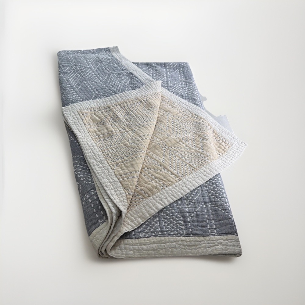 West Elm ORGANIC Cotton & Linen Arrow Blanket F/Q Reversible Grey Beige Quilt - Picture 10 of 10